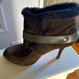 Suede greenish brown boots